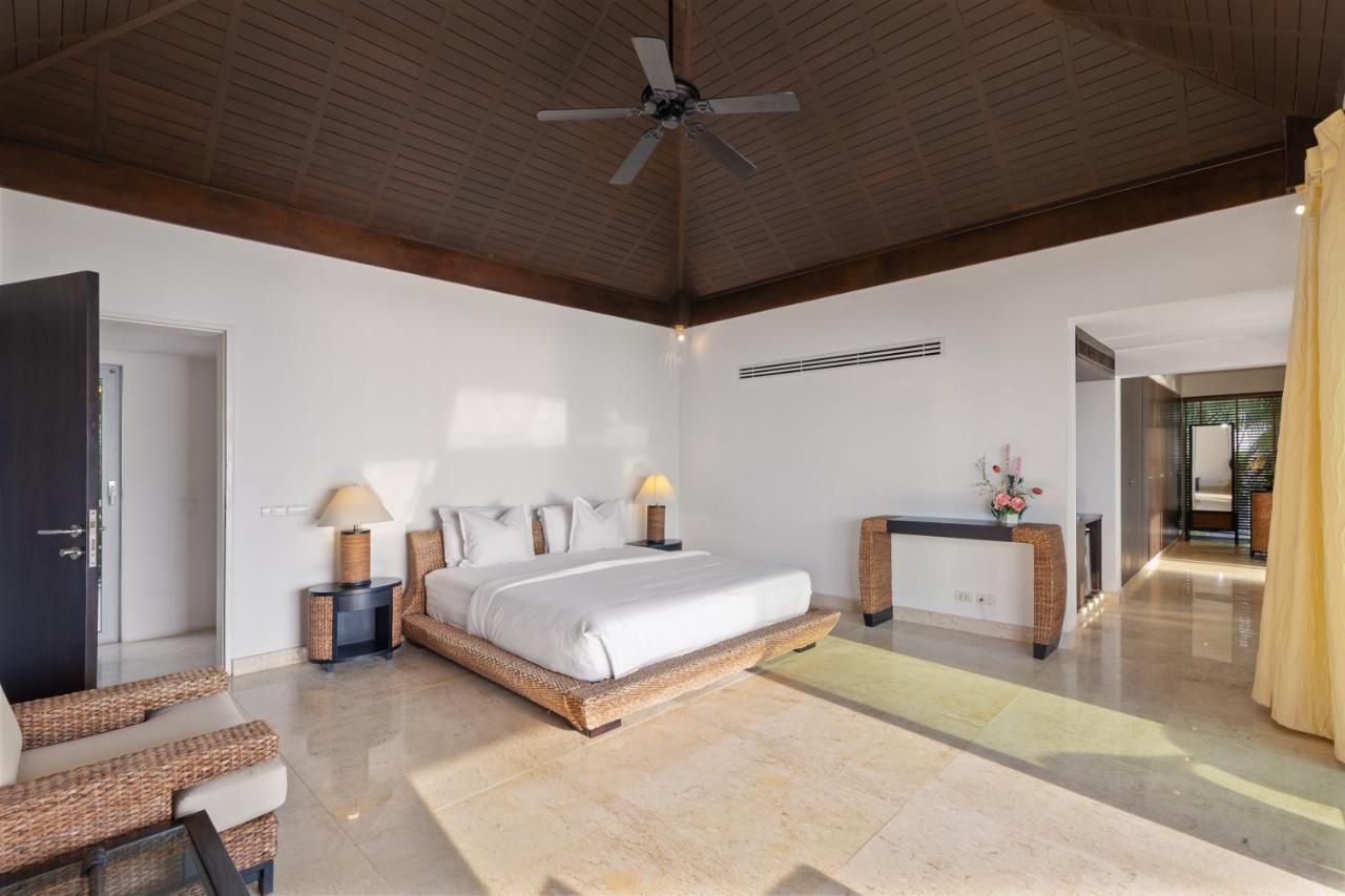 Surin Heights Villa Exterior photo