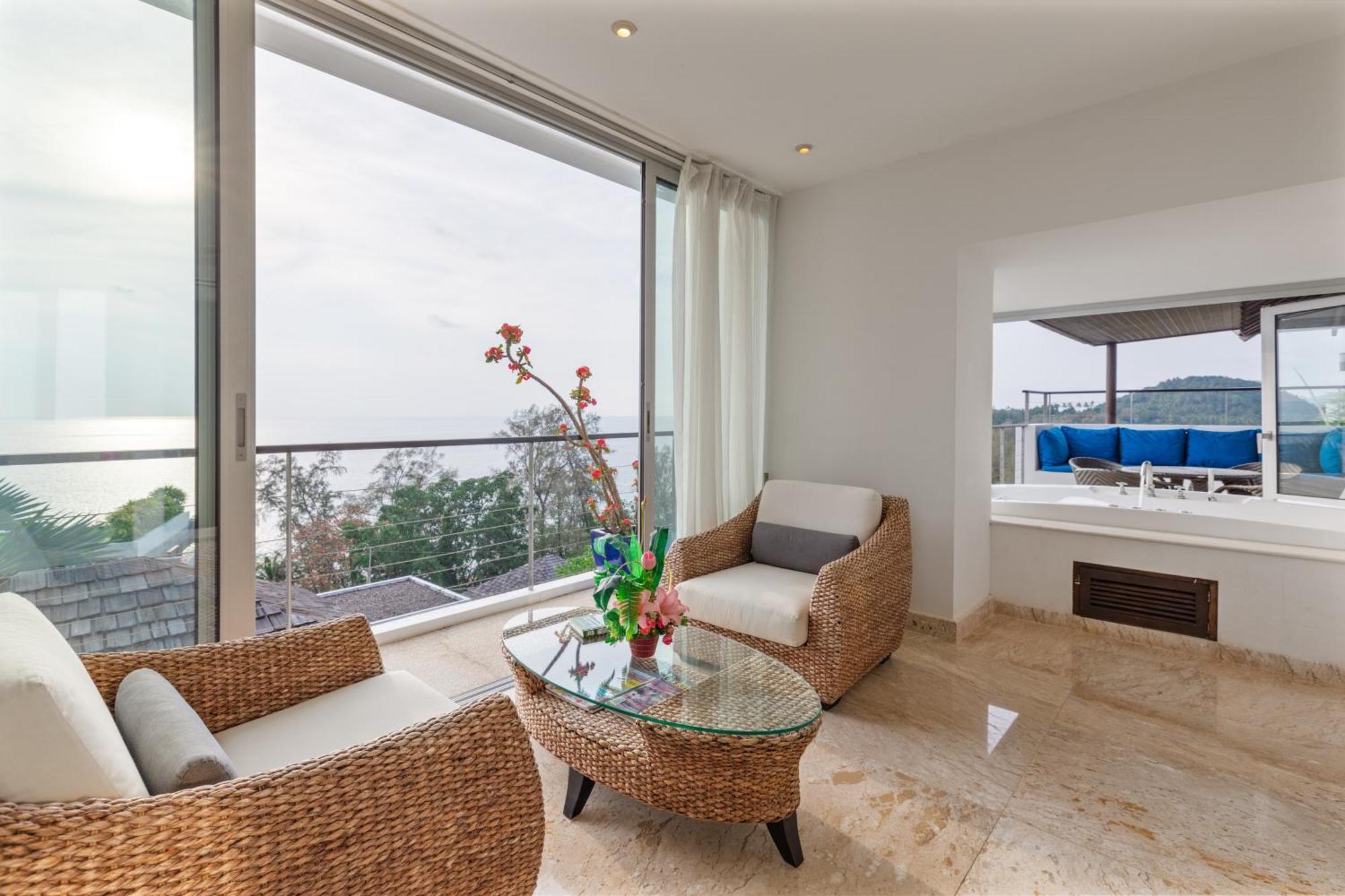 Surin Heights Villa Room photo